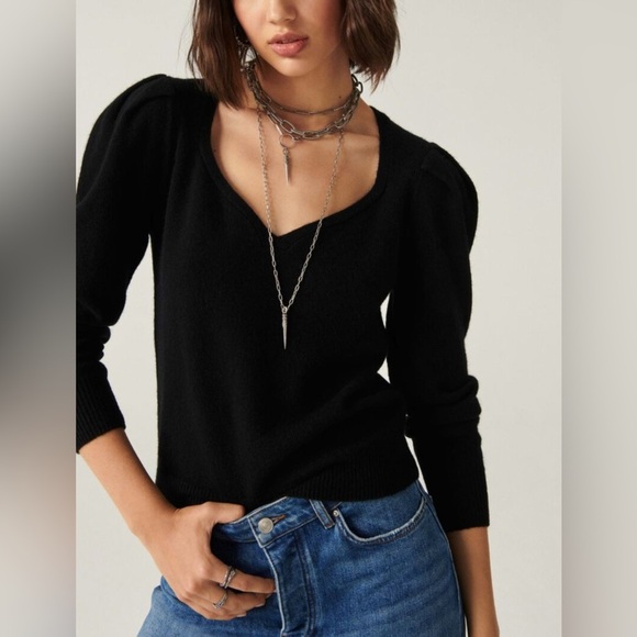ba&sh Sweaters - Ba&sh Yeraz Jumper in Noir
